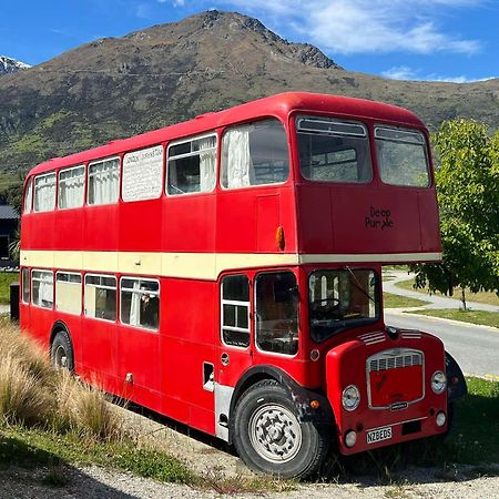 Decker Daze Queenstown Buitenkant foto